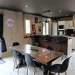 Daire Le Manhattan Authentique Maison Climatisee 78 M2 Brasles